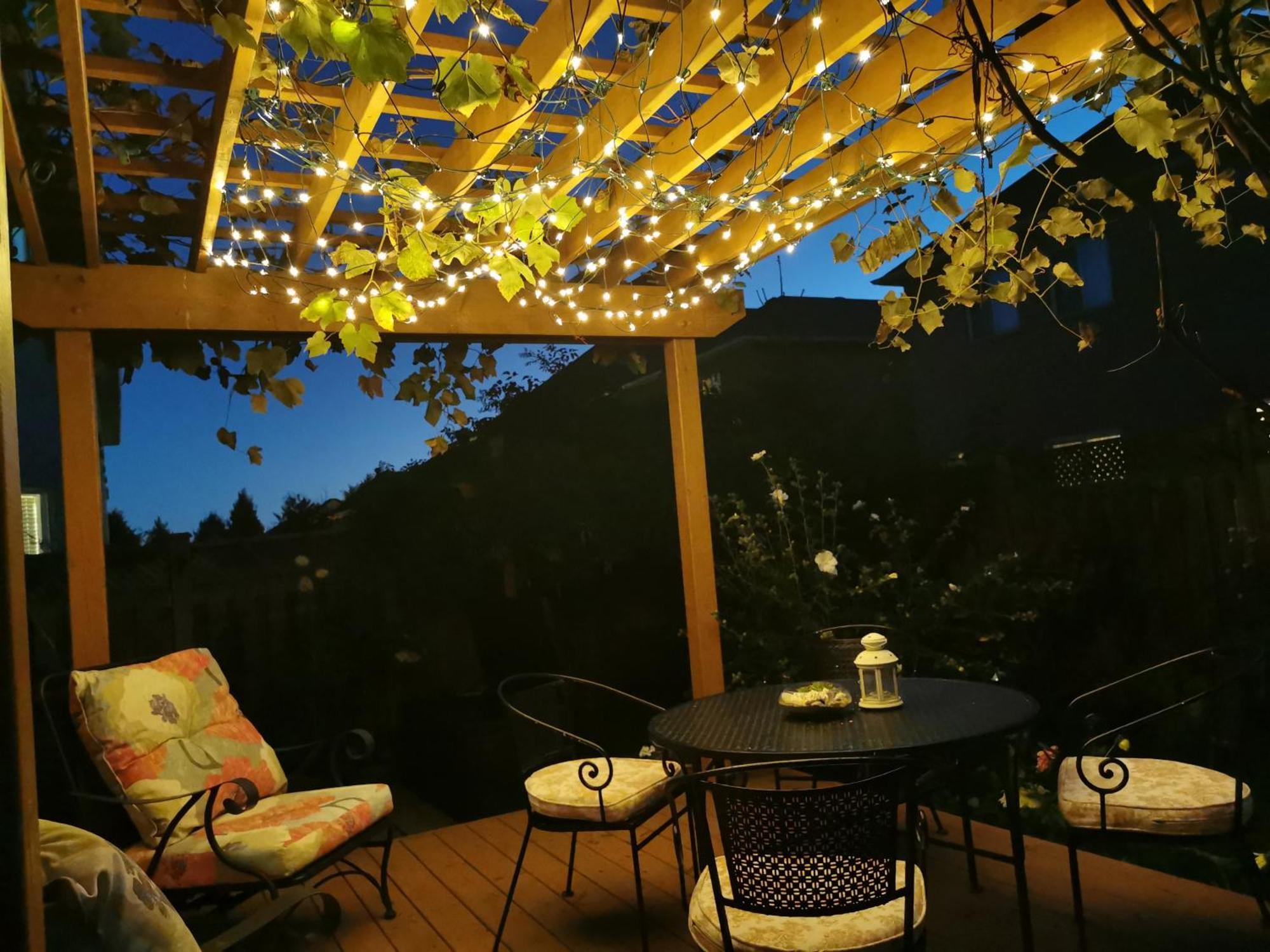 4 Bedroom 3 Washroom Charming Home In Markham With Warm Cozy Vibe Exterior photo