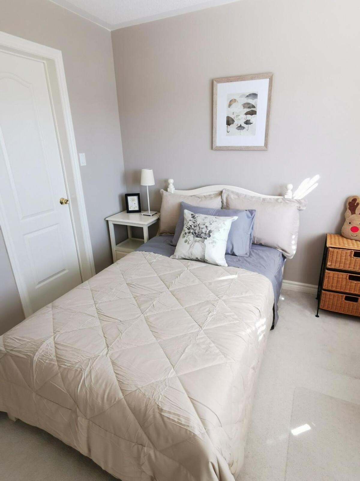 4 Bedroom 3 Washroom Charming Home In Markham With Warm Cozy Vibe Exterior photo